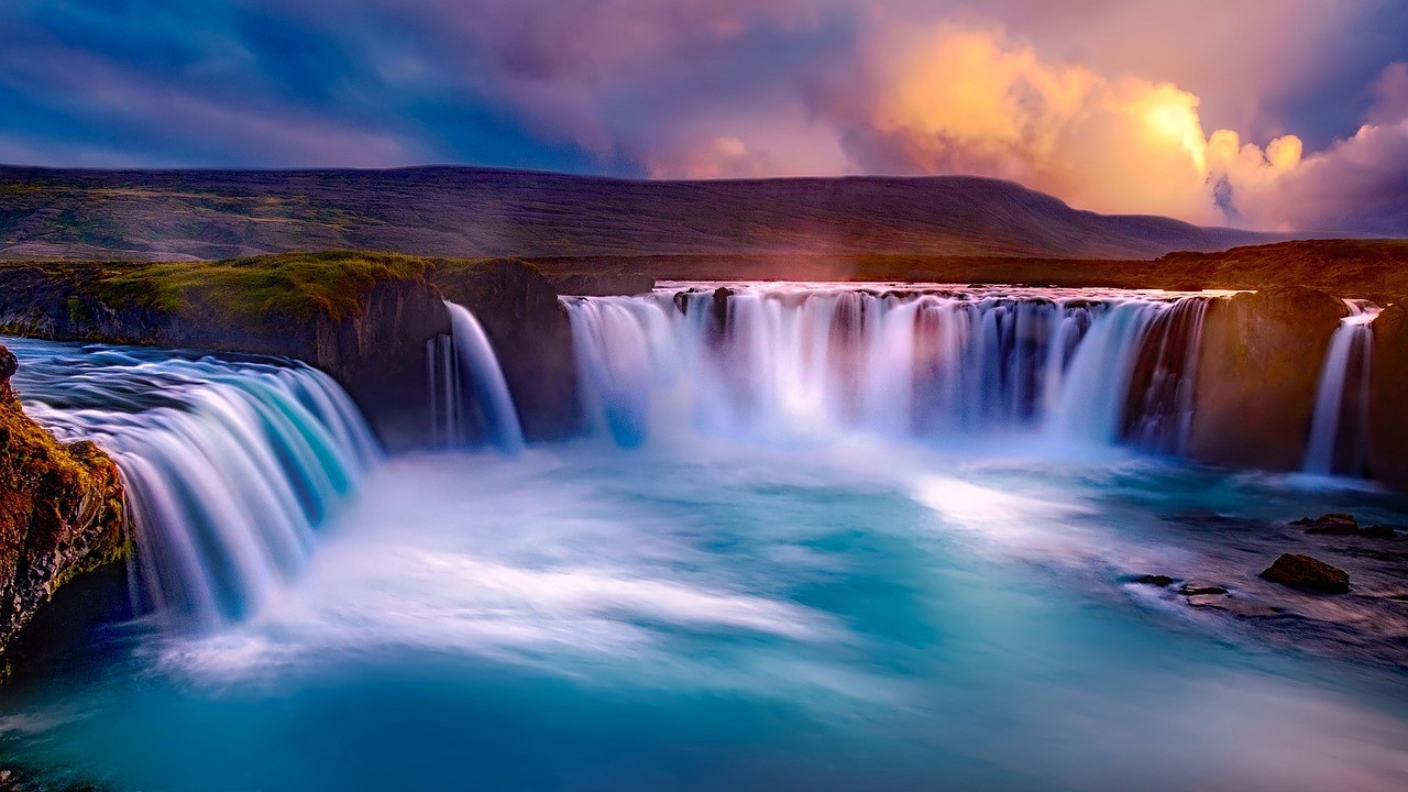 The Land of Fire and Ice: Unveiling Iceland’s Must-Visit Destinations